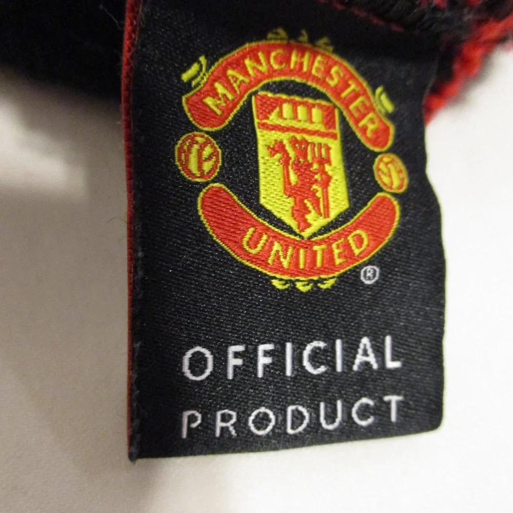 Manchester United Hat FIFA Soccer 1997 Chivas  Red White Black Outdoors Fun Hat